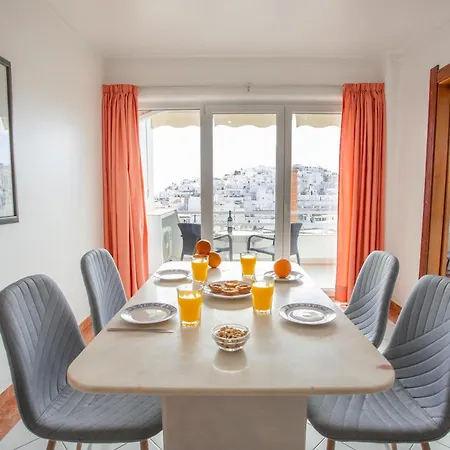 Colibri By Hellovacations